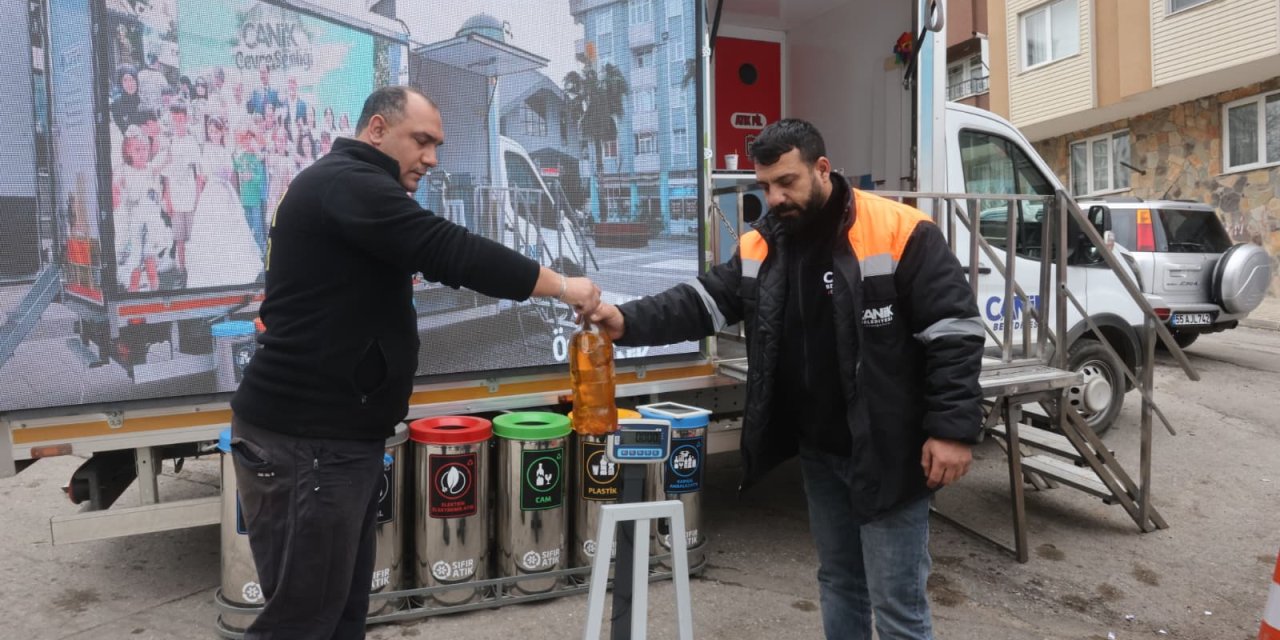 Canik'te atıklar kazanca dönüşüyor