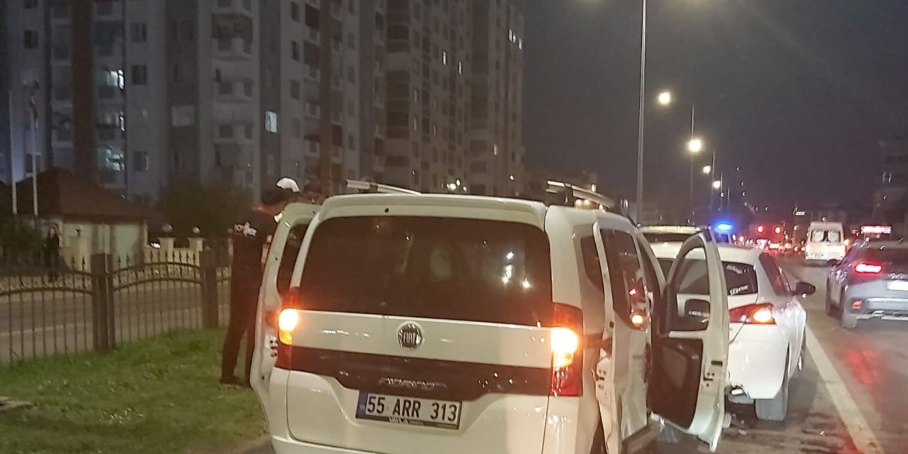 3 aracın karıştığı kazada 3 kişi yaralandı