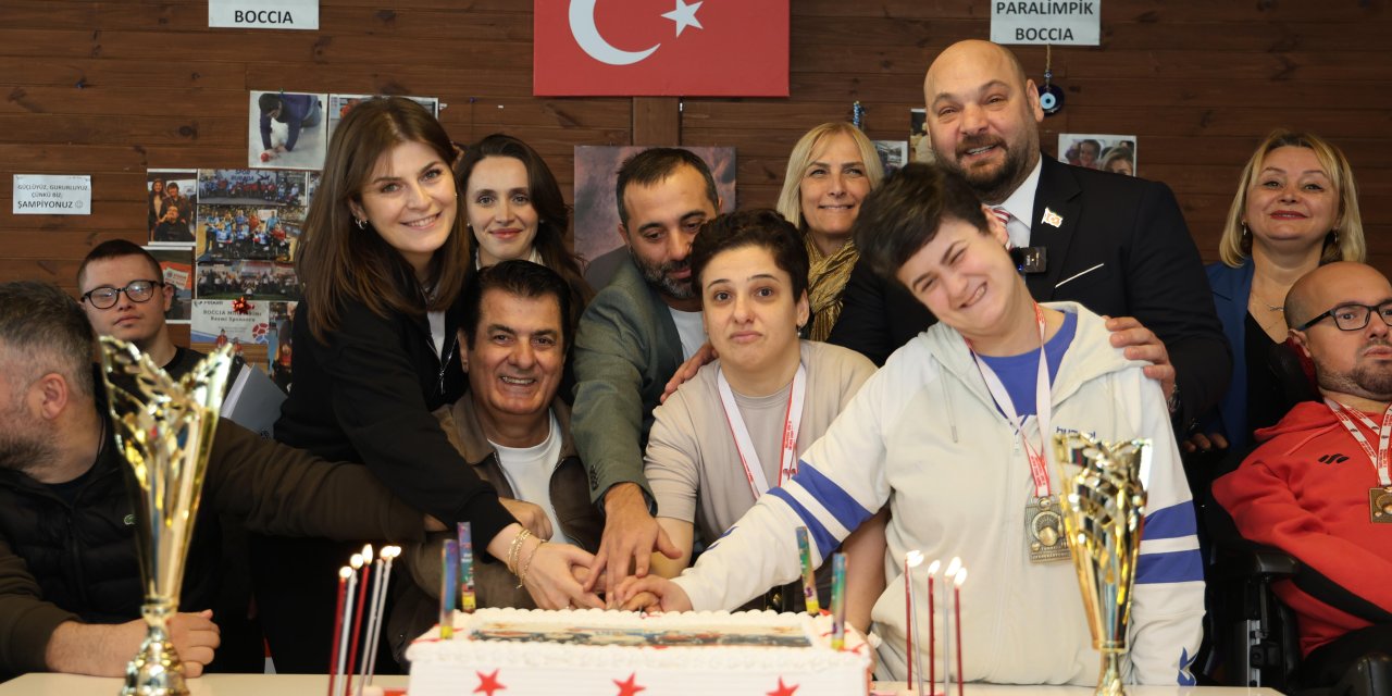 Atakum'da kutlama programı gerçekleştirildi