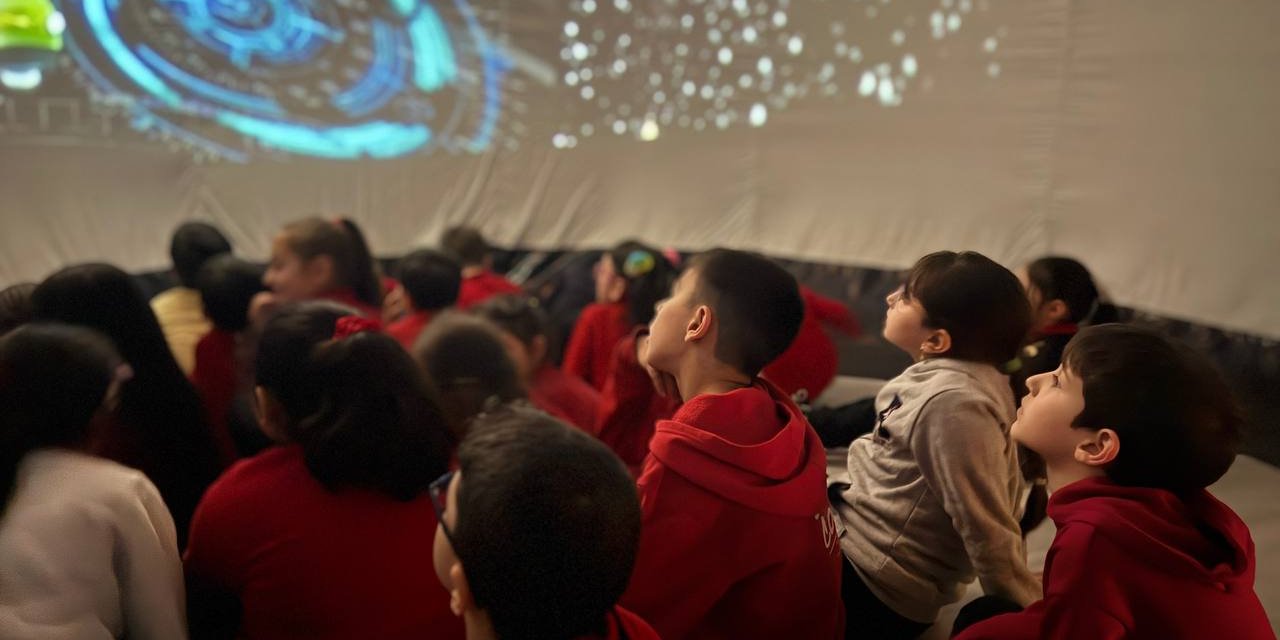 Genç kaşifler gökyüzünü öğreniyor