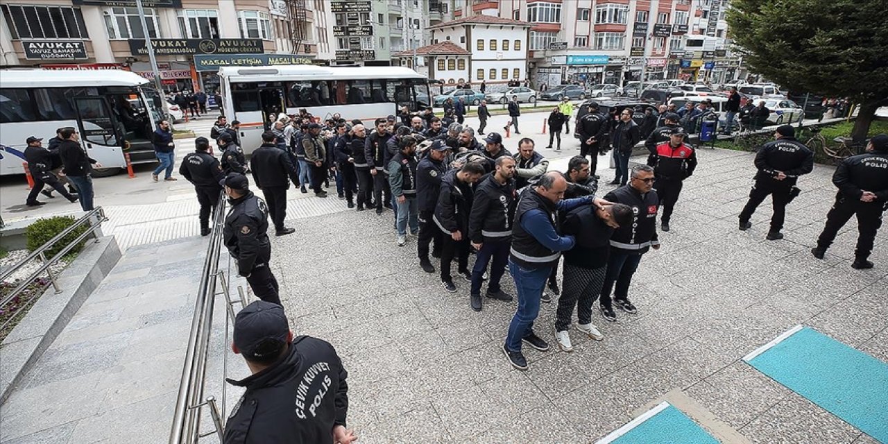 5 ilde düzenlenen operasyonda 21 şüpheli tutuklandı