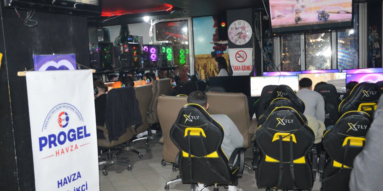 Havza'da e-spor turnuvası düzenlendi