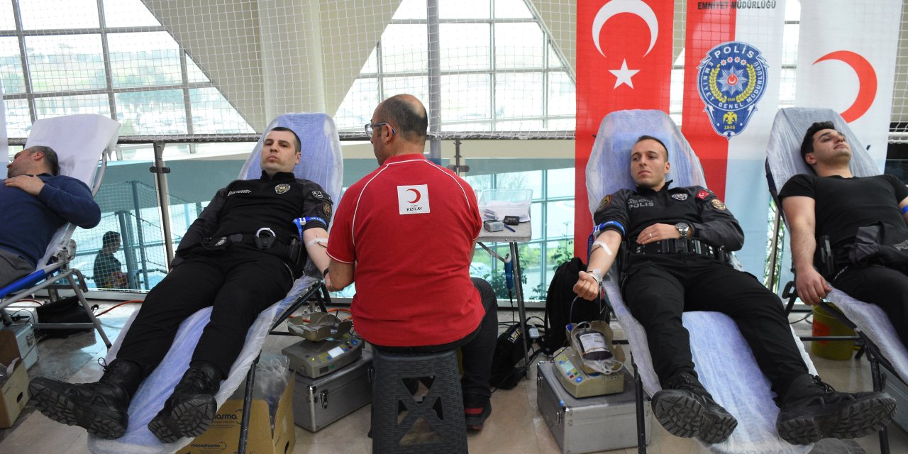 Samsun'da 181 emniyet personeli kan bağışında bulundu