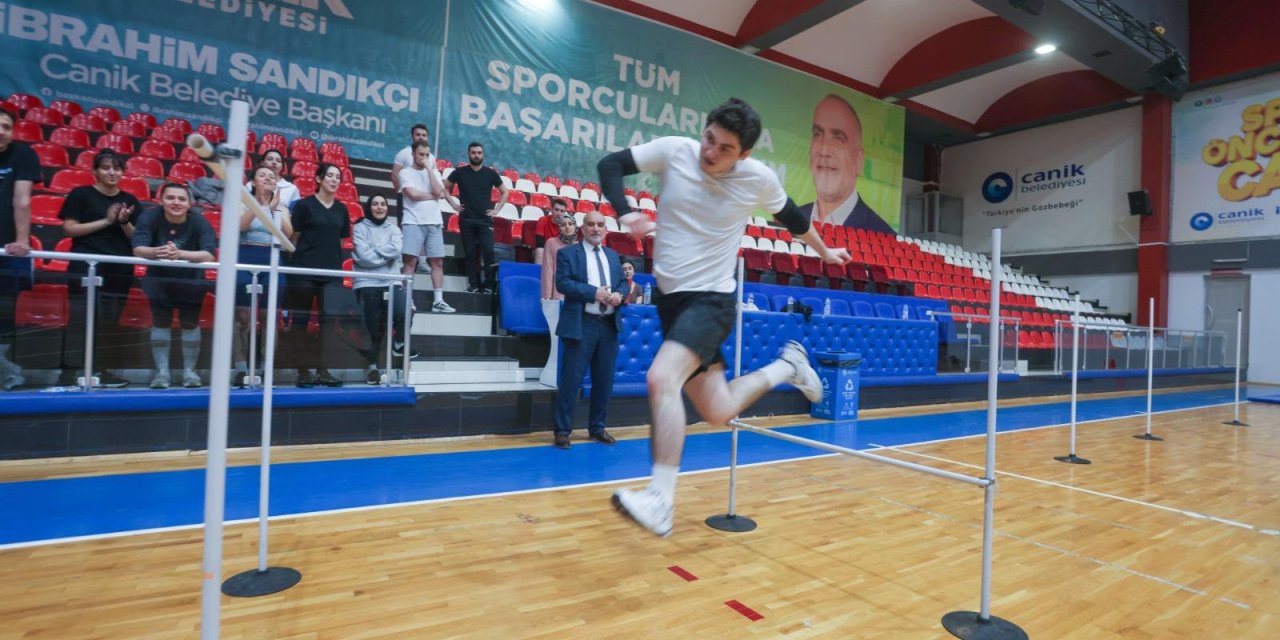 Gençlerin durağı akademiye hazırlık kursları oldu