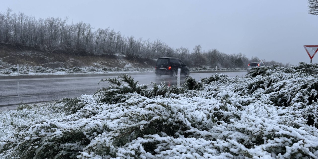 Hava sıcaklığı düştü, kar yağışı etkili oldu