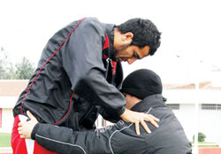 Burhan'ın oynaması tehlikteye girdi