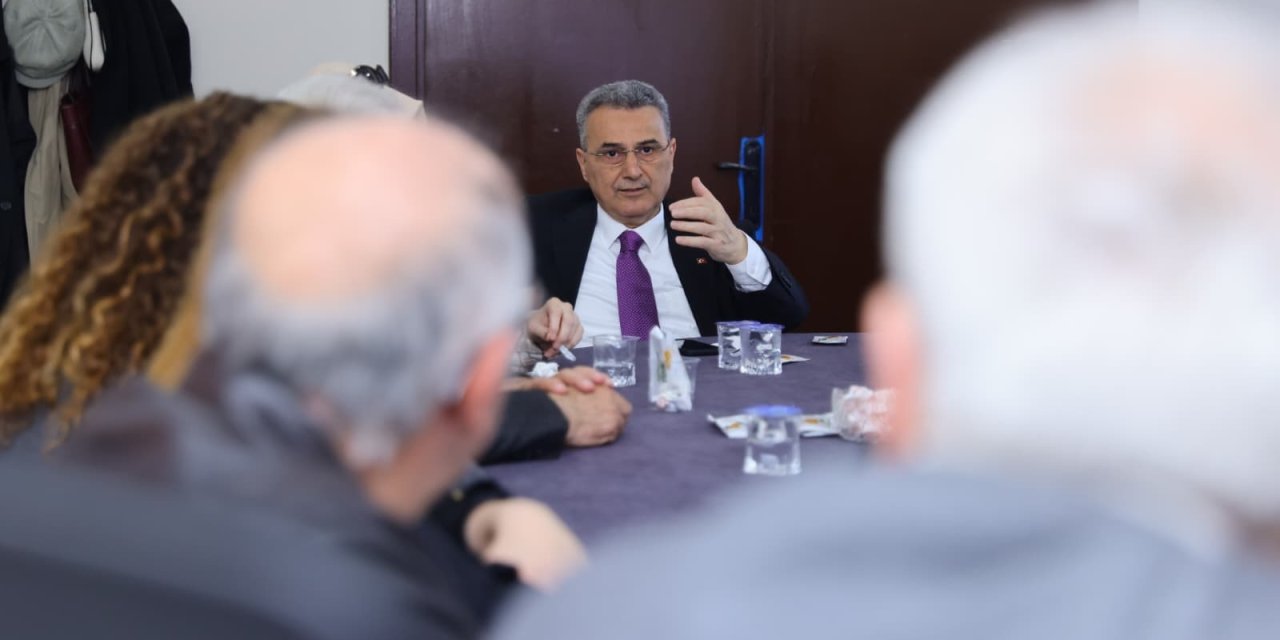 Her birimiz elimizi taşın altına koyuyoruz