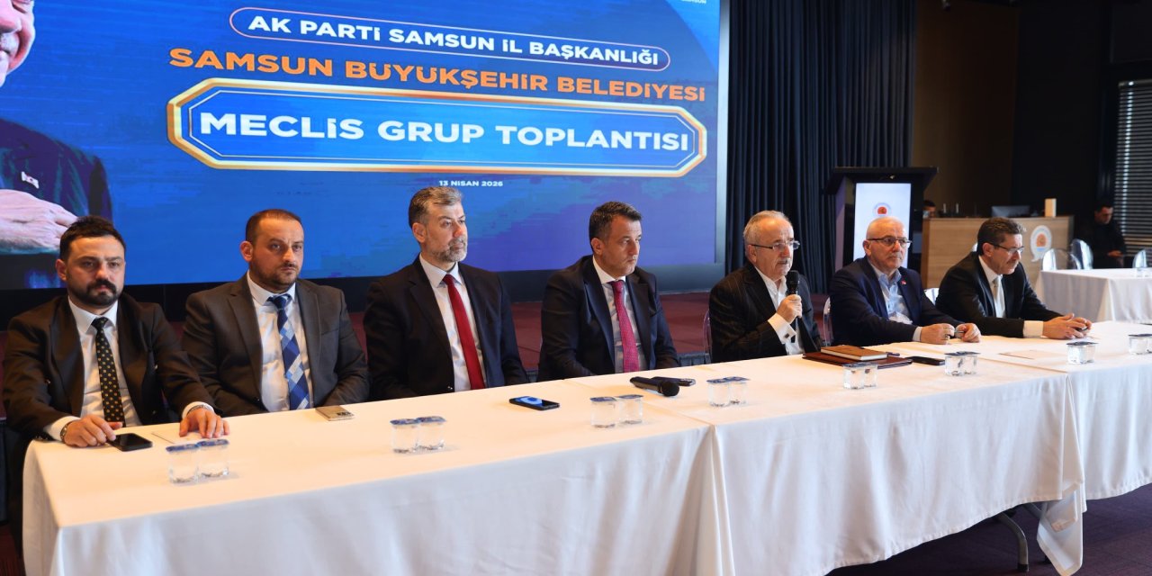 AK Parti'de yerel yönetim çalışmaları masaya yatırıldı