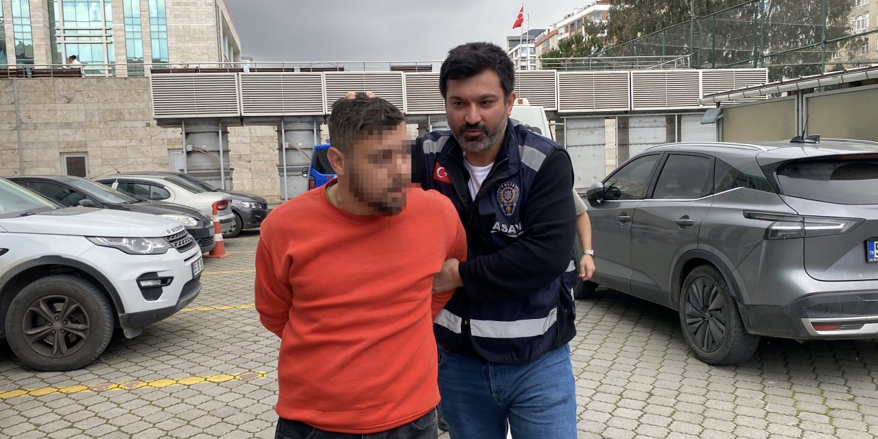 Arkadaşlarını tabancayla yaralayan şüpheli adliyede sevk edildi