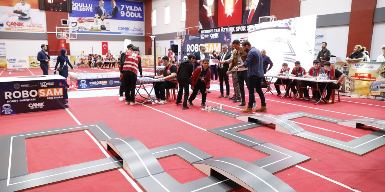 Robosam Robot Yarışması Samsun’da başladı