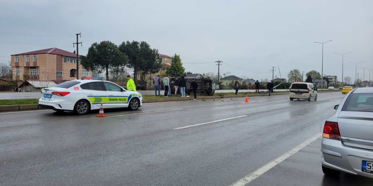 Kazada araç sürücüsü yaralandı