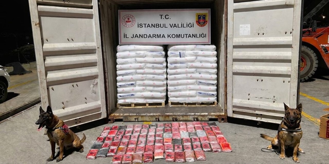 Operasyonda 106 kilogram kokain ele geçirildi