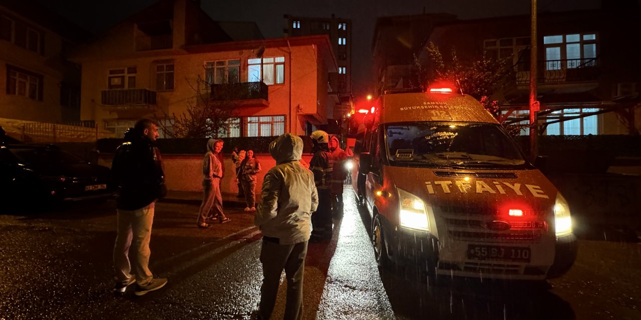 Dumandan etkilenen 2 kişi hastaneye kaldırıldı