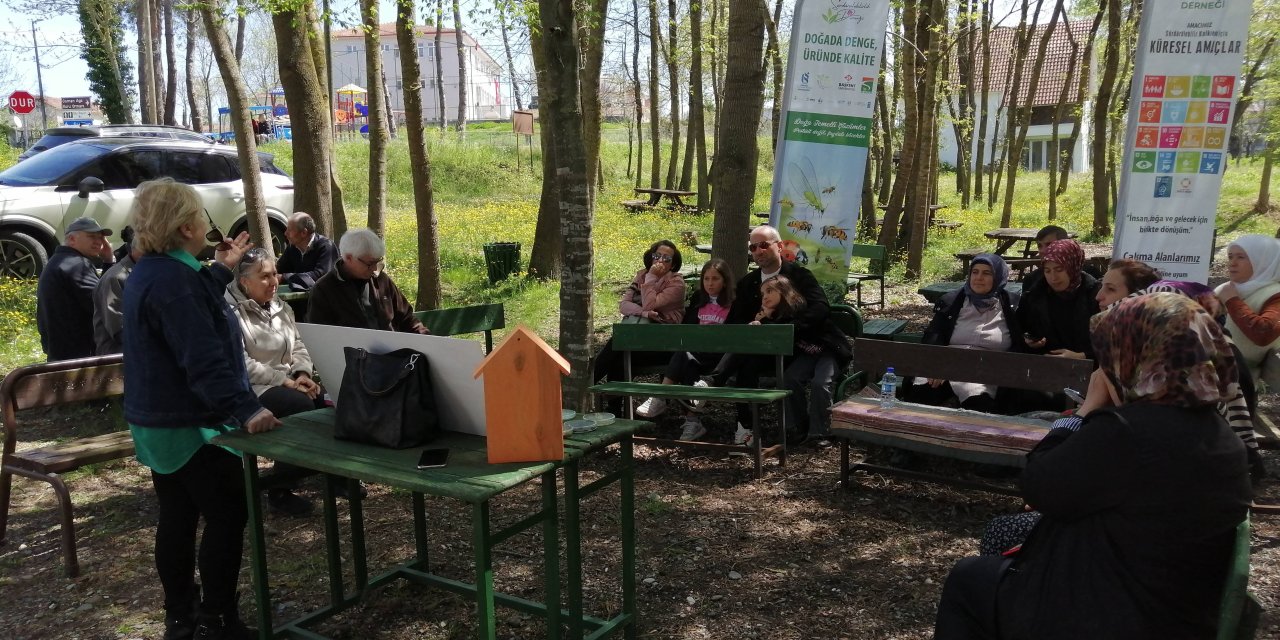 Kadın çiftçilere ilaçsız tarım eğitimi verildi