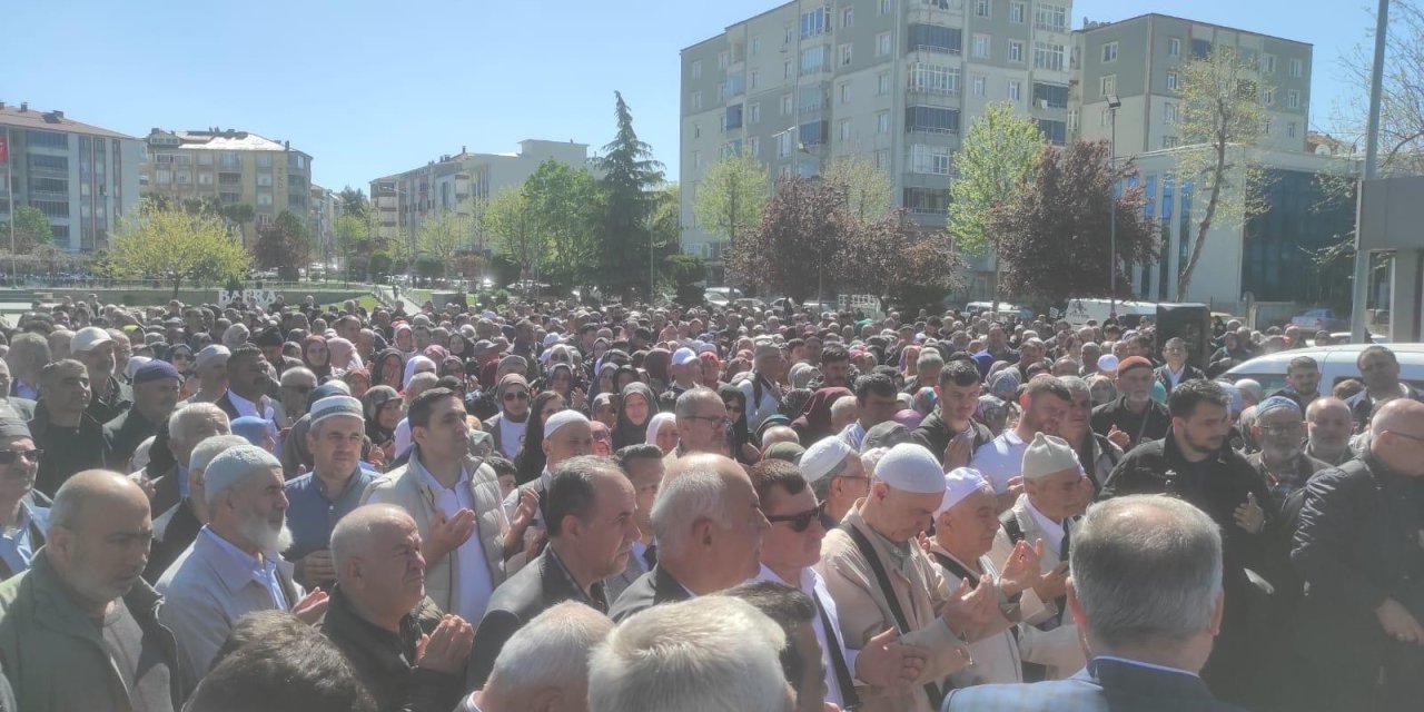 Bafra'da 112 hacı adayı dualarla yolcu edildi