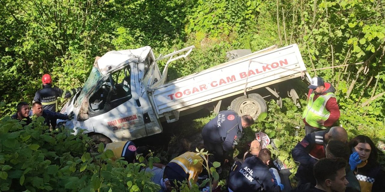 Trafik kazasında 1 kişi öldü 2 kişi yaralandı