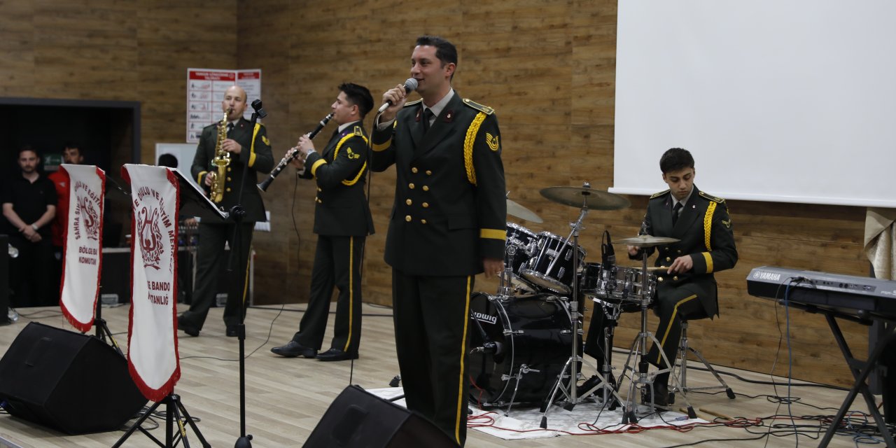 Samsun'da askeri bando konser verdi
