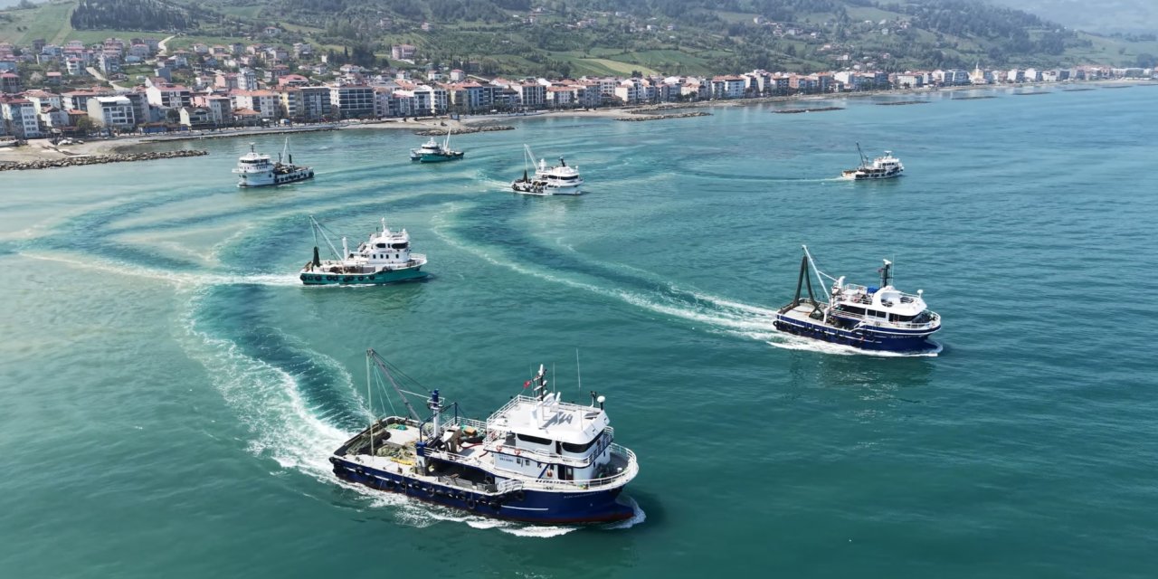 Samsun'da balıkçılardan vefa turu