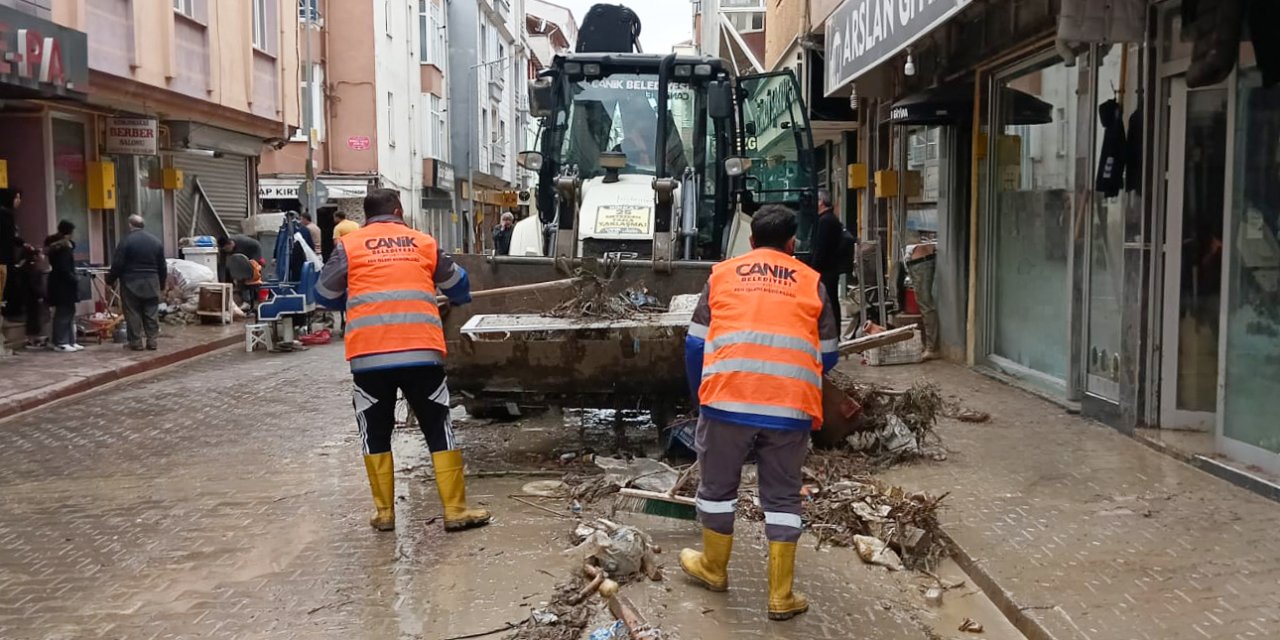 Canik Belediyesi'nden Havza'ya yardım eli