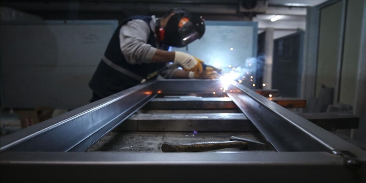 Ücretli çalışan sayısı arttı