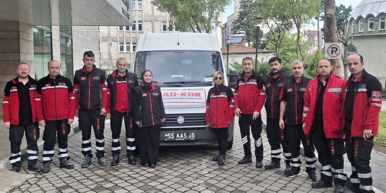 Temizlik çalışmalarına destek oluyorlar