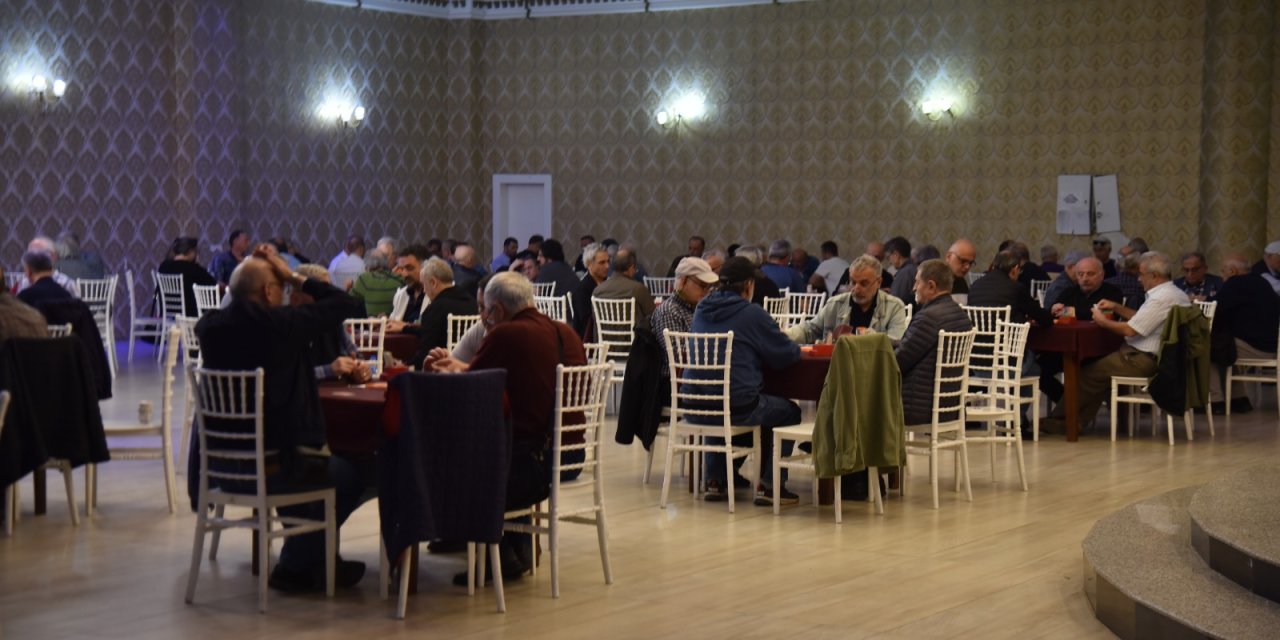 Atakum'da Briç Turnuvası düzenlendi