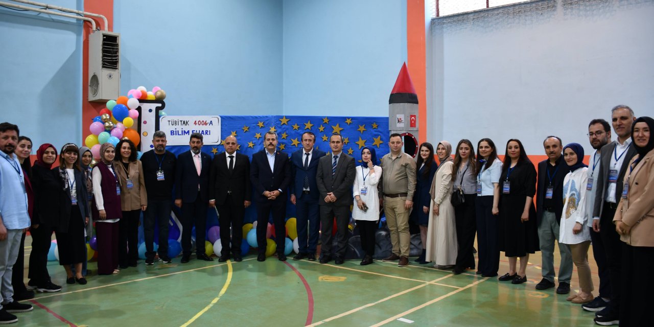 Vezirköprü'de ortak bilim fuarı açıldı