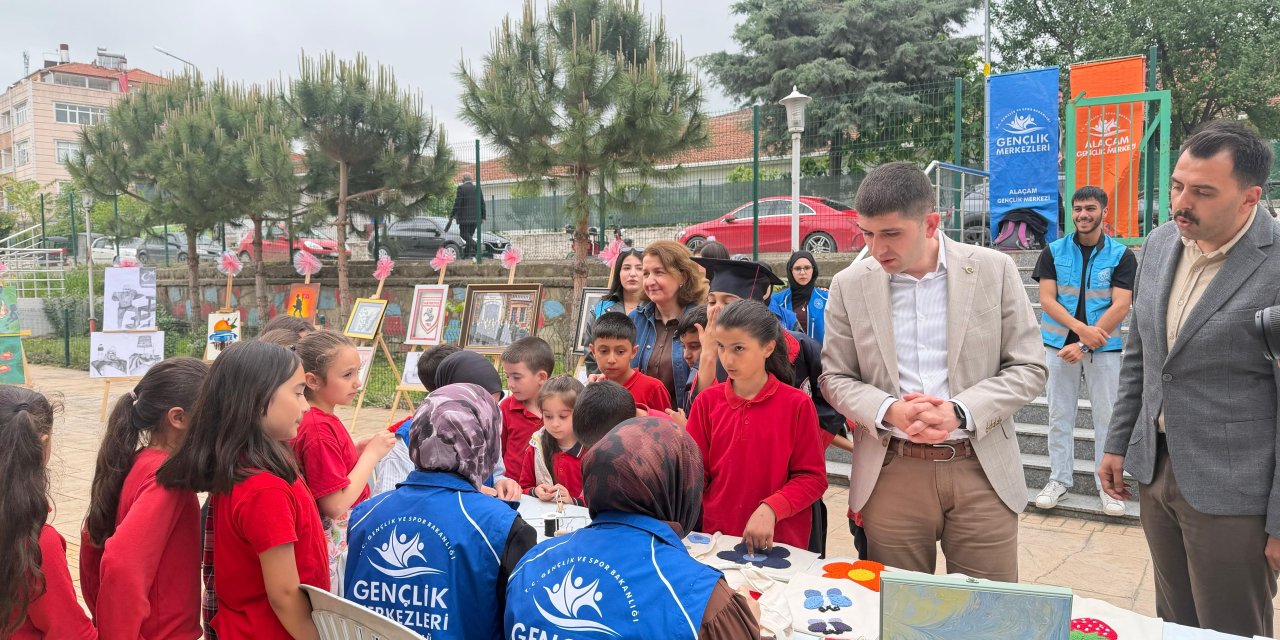 Resim ve el sanatları sergisi düzenlendi