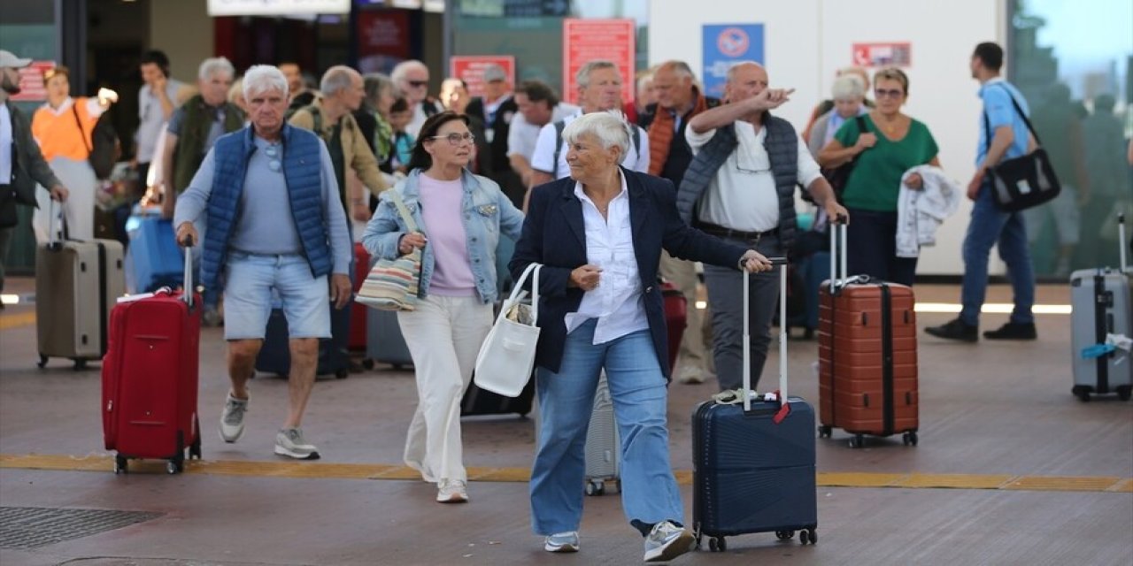 Turizmdeki tatil hareketliliğinin sürmesi bekleniyor