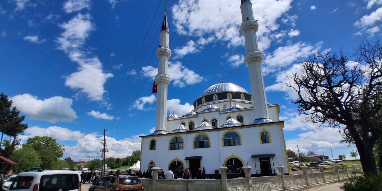 Erikbelen Hacı Nazım Efendi Camisi açılışı yapıldı