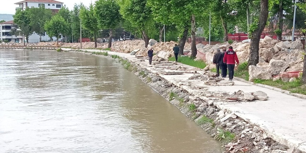 Taşımalı eğitime 2 gün ara verildi