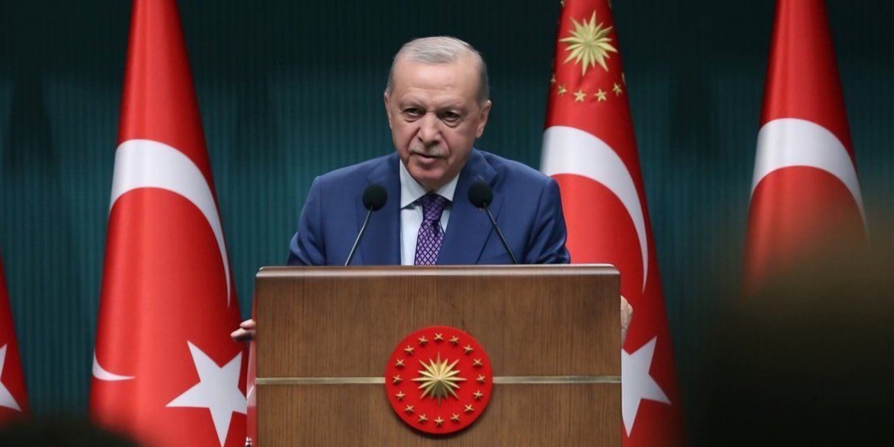 Türkiye'nin istikbalini siyasi mülahazaların üstünde tutacağız