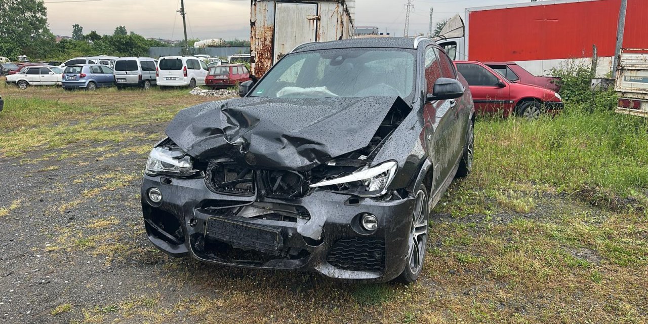 Trafik kazasında 3 kişi yaralandı