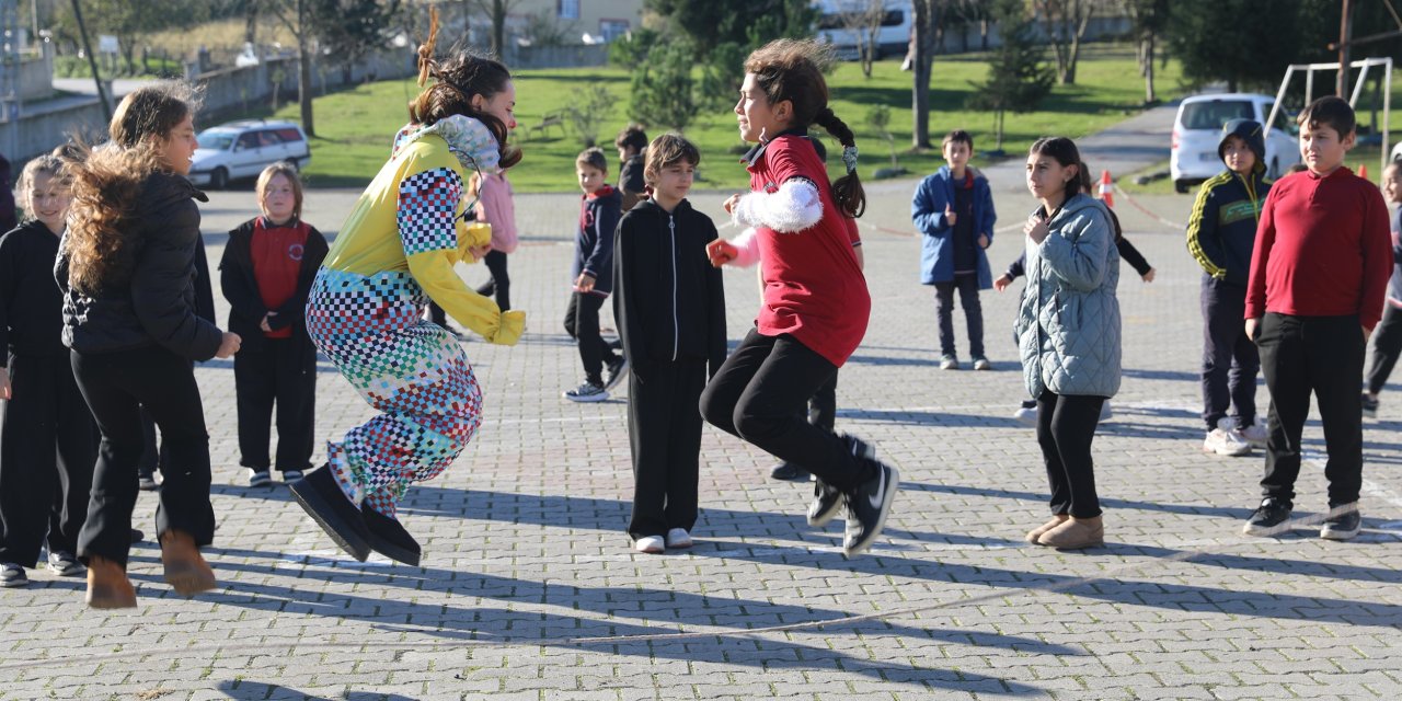 SBB 17 ilçedeki 390 okulda 92 bin çocuğa ulaştı