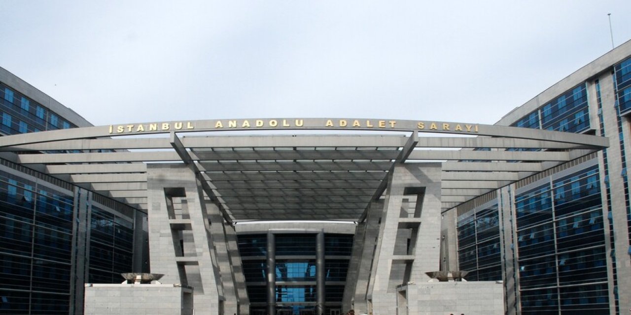 Şike operasyonunda yakalanan 82 zanlı adliyede