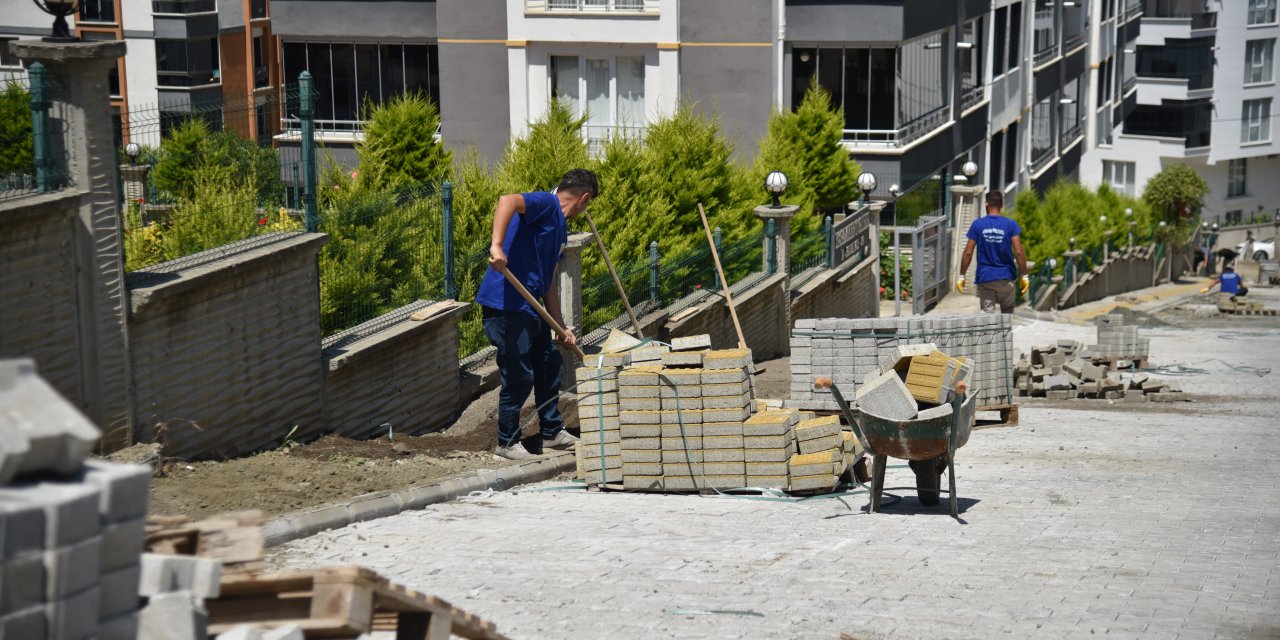 Atakum’da yol çalışmaları son hız devam ediyor