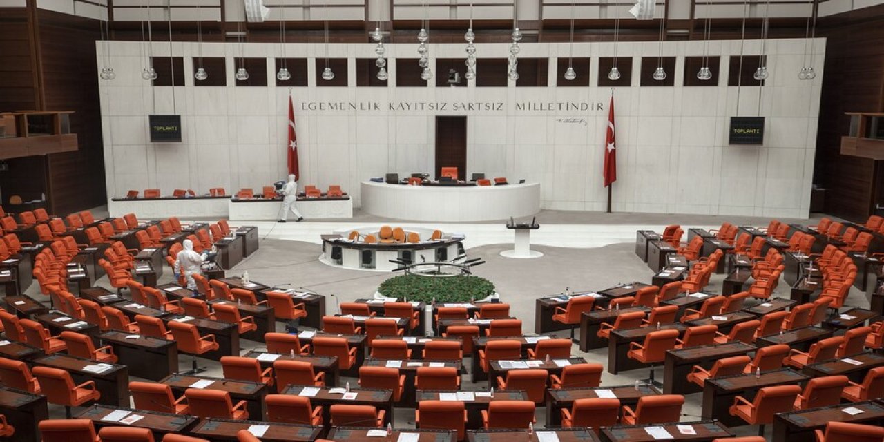 TBMM'nin çalışma süresi uzatıldı