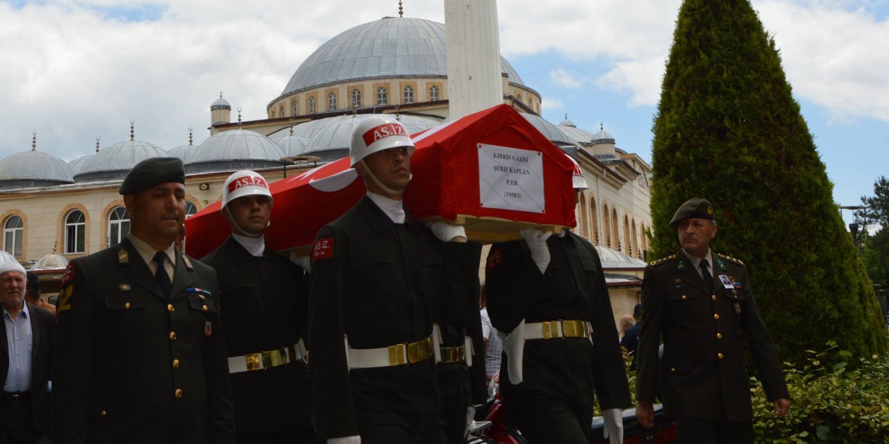 Kıbrıs gazisi son yolculuğuna uğurlandı