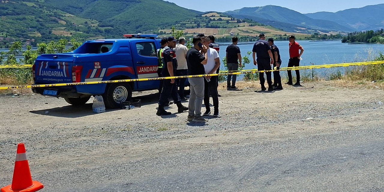 Kayıp kadın baraj gölündeki aracında ölü bulundu