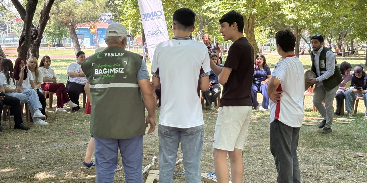 Bağımlılıkla mücadele kapsamında gençlik festivali düzenlendi