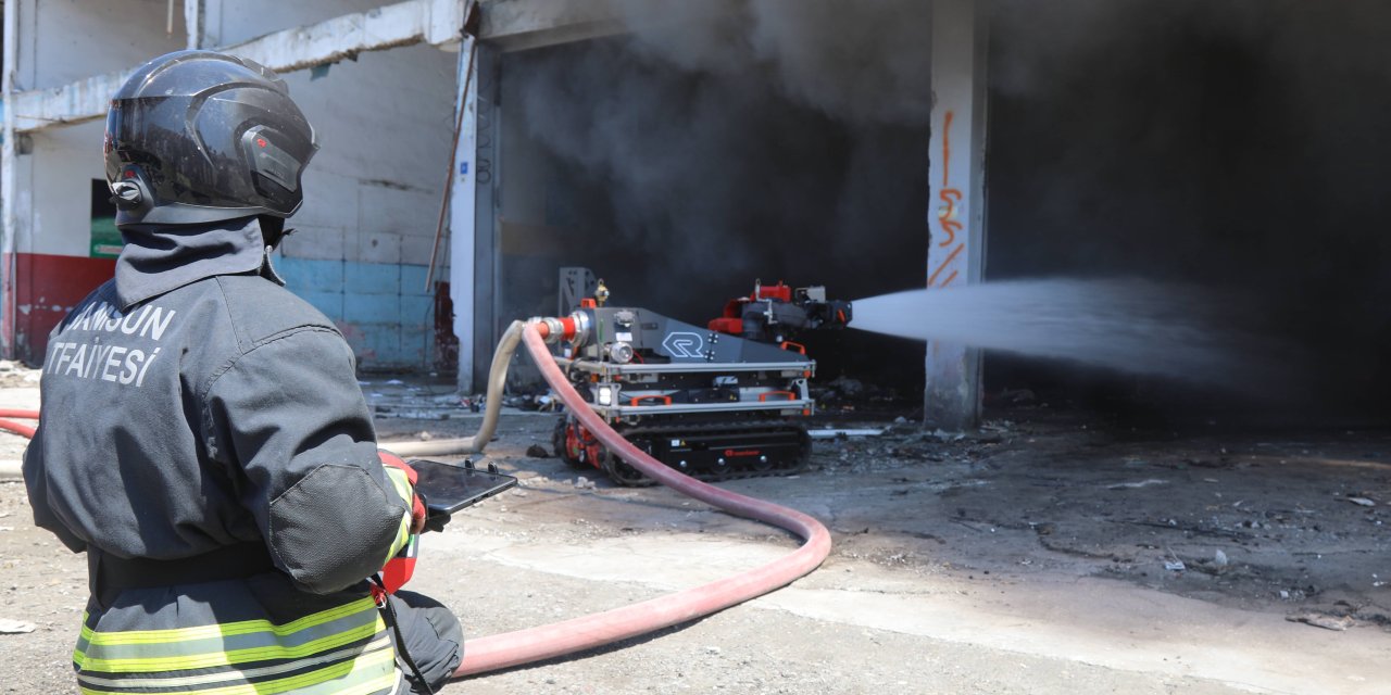 Samsun'da yangınlara robotla müdahale edilecek