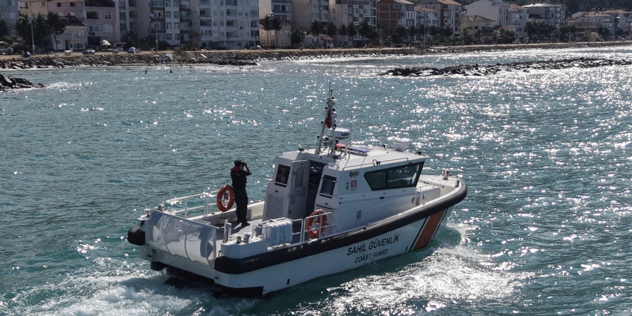Samsun'da Sahil Güvenlik ekipleri plajlarda tedbirleri artırdı