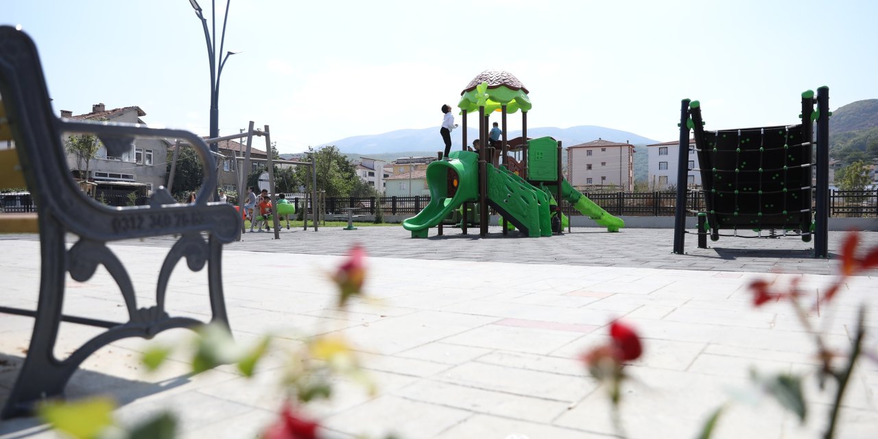Yeni parklar vatandaşlarla buluşuyor