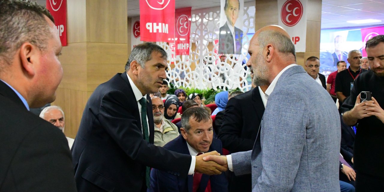 Başkan Topal MHP Ladik Kongresi'ne katıldı