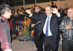 Yazgı, roman havasıyla göbek attı