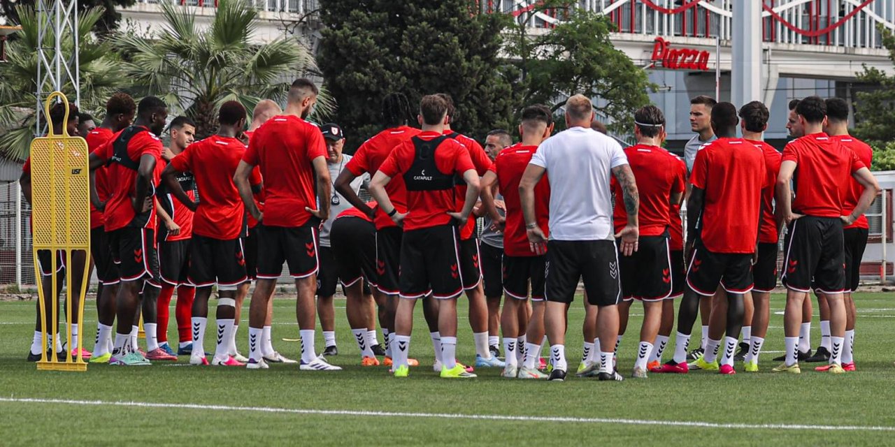 Samsunspor'un Hollanda kampı başlıyor