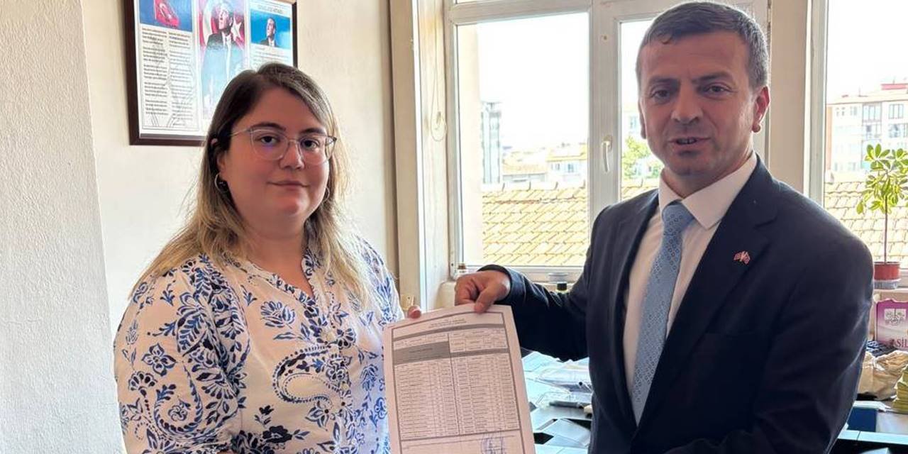 MHP Bafra İlçe Başkanı Şahin mazbatasını aldı