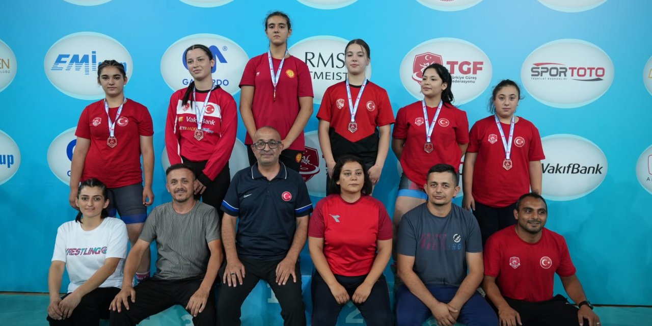 Samsun'a 9 madalya ile döndüler