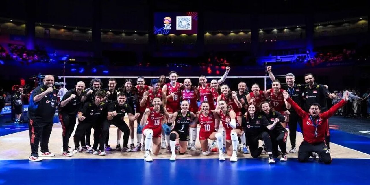 A Milli Kadın Voleybol Takımı finale yükseldi