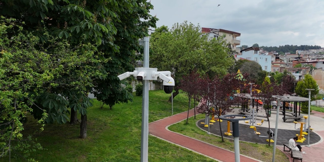 8 park güvenlik kameralarıyla donatıldı